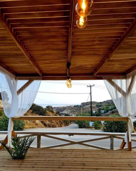 Kerame Paradise Villa Agios Kirykos  Exterior photo